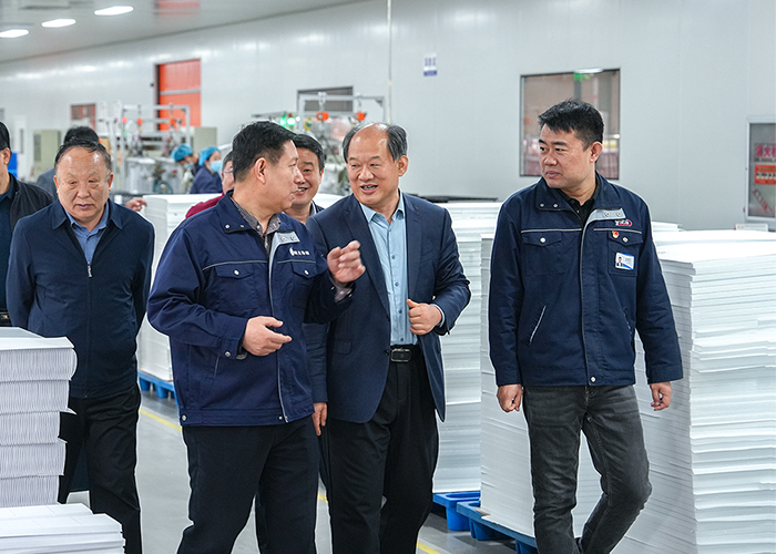 產(chǎn)教融合 雙向賦能｜華宇工學(xué)院與亞太集團(tuán)展開互訪研學(xué)深度聯(lián)動