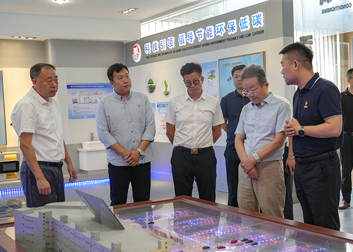 中國工業(yè)節(jié)能與清潔生產(chǎn)協(xié)會節(jié)水與水處理分會領(lǐng)導(dǎo)蒞臨亞太集團參觀考察